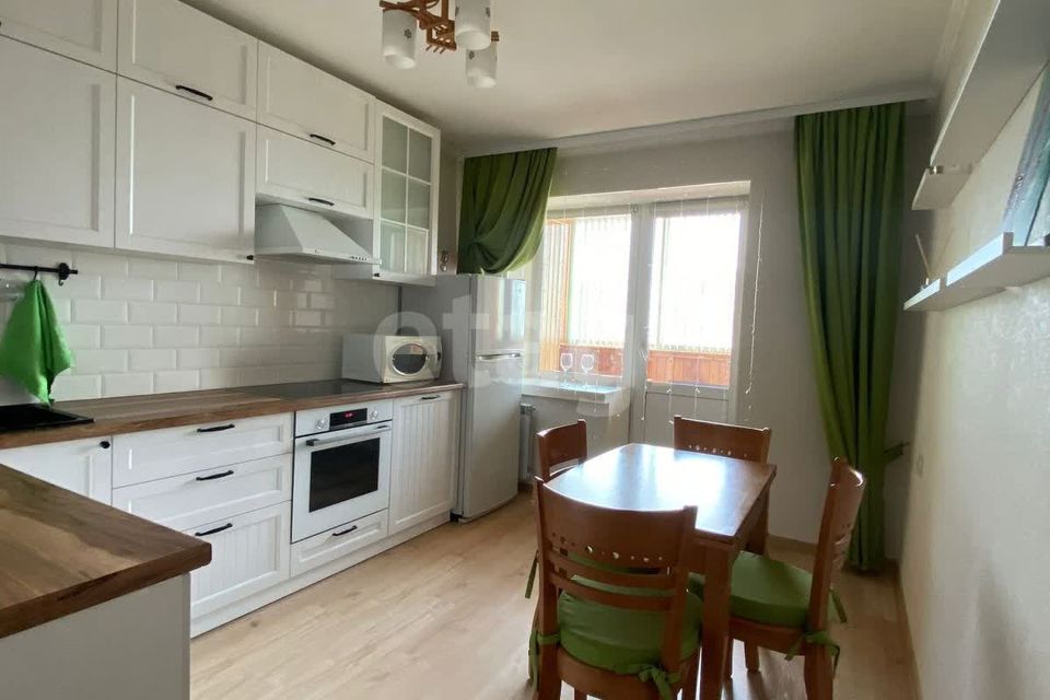 Продаётся 2-комнатная квартира, 56.6 м²
