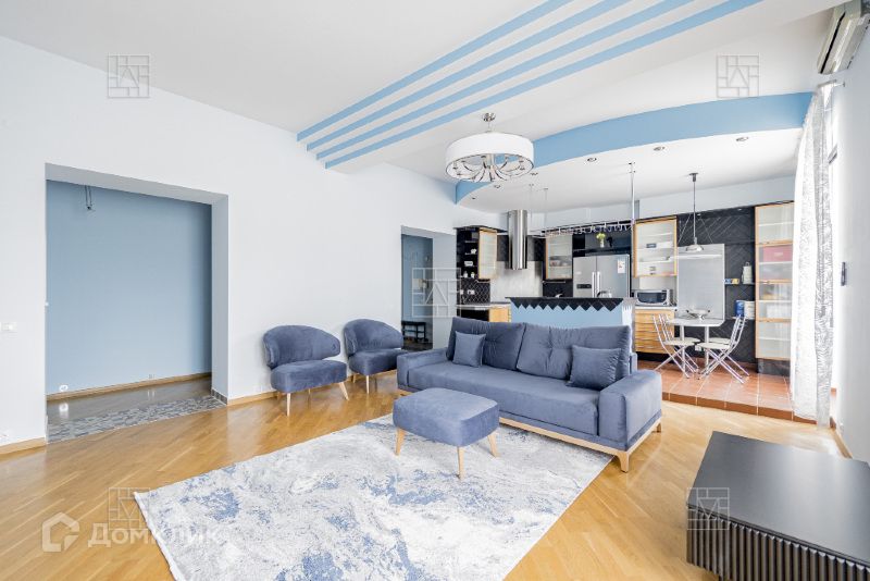 Сдаётся 4-комнатная квартира, 128 м²