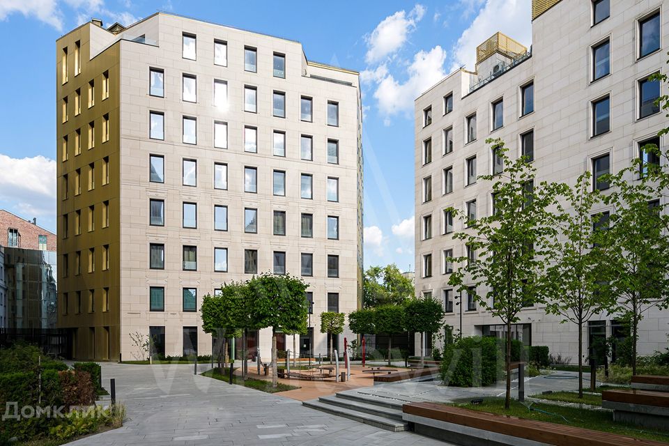 Продаётся 2-комнатная квартира, 61.5 м²