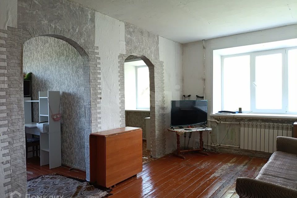 Продаётся 4-комнатная квартира, 60.1 м²