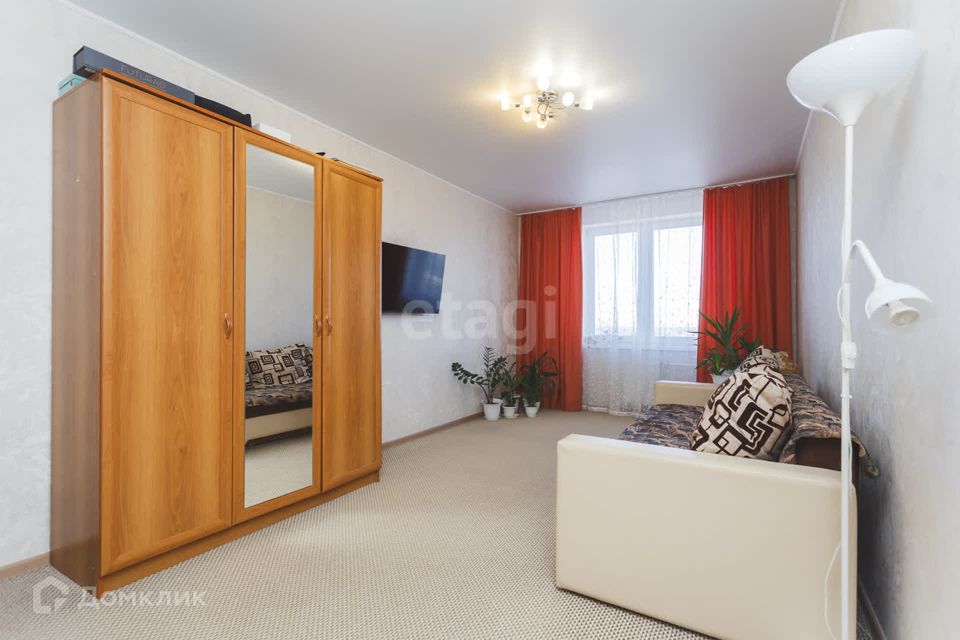 Продаётся 1-комнатная квартира, 38 м²