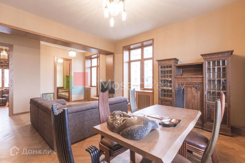 Сдаётся 4-комнатная квартира, 101.9 м²