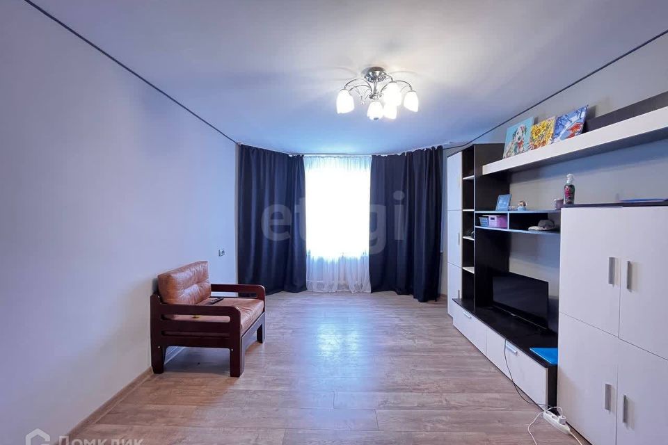 Продаётся 2-комнатная квартира, 58.3 м²