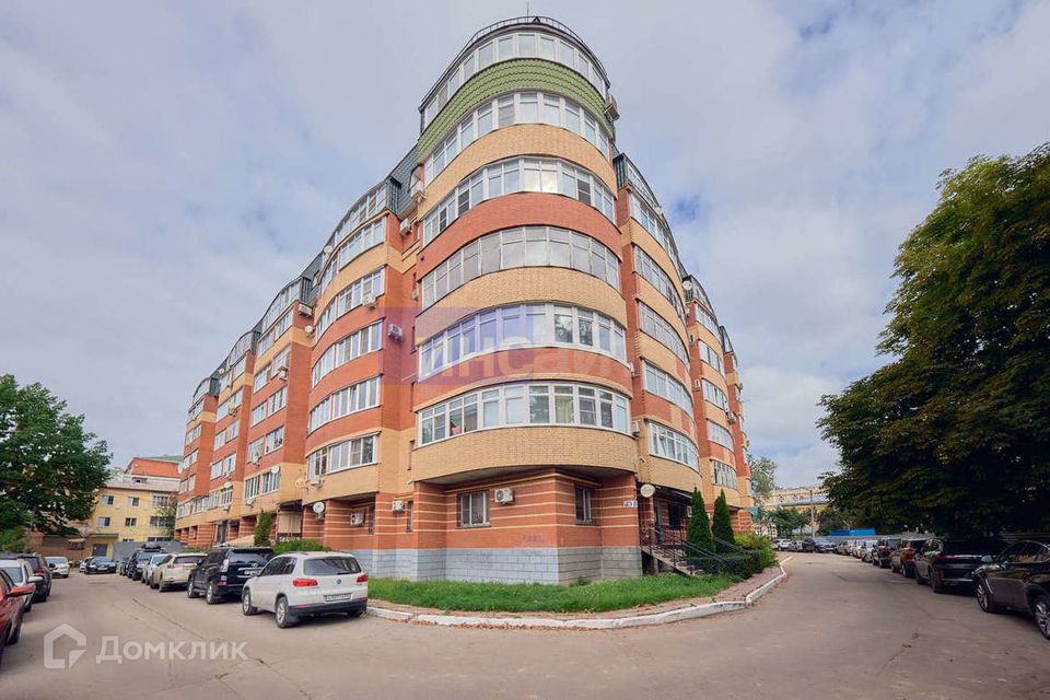Продаётся 2-комнатная квартира, 70.1 м²
