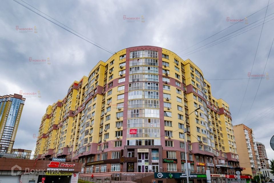 Сдаётся 2-комнатная квартира, 74.2 м²