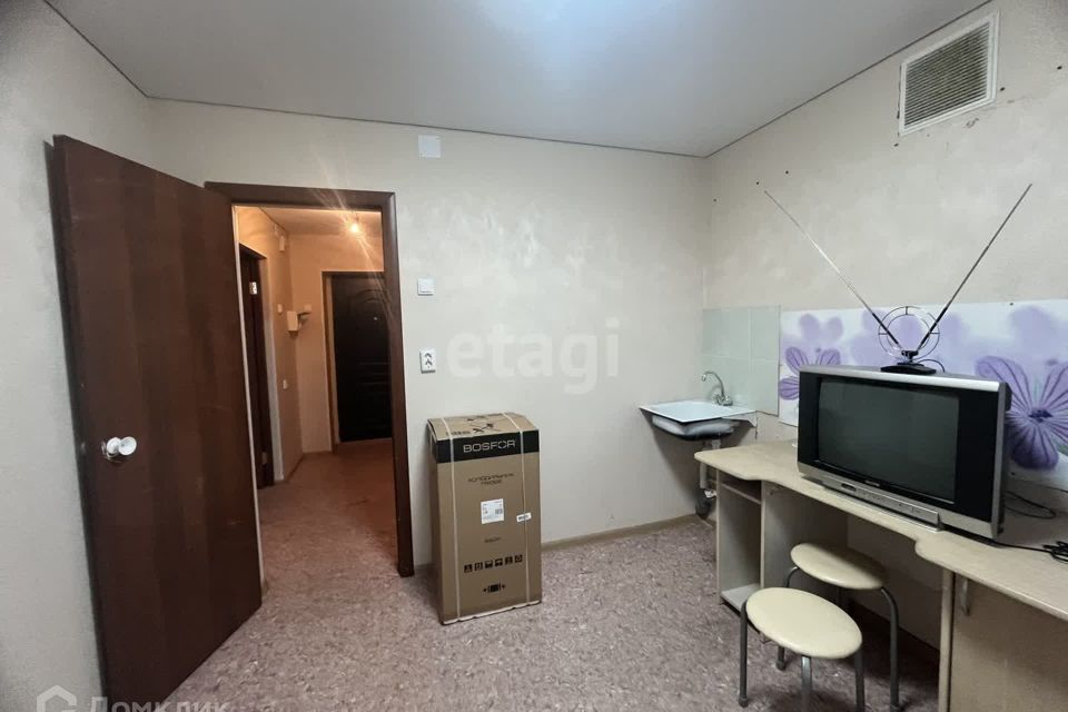 Продаётся 1-комнатная квартира, 32 м²