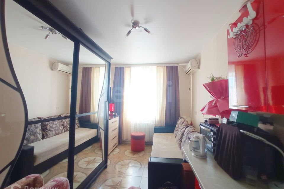 Продаётся комната в 1-комн. квартире, 11.2 м²