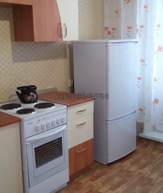 Сдаётся 1-комнатная квартира, 42 м²