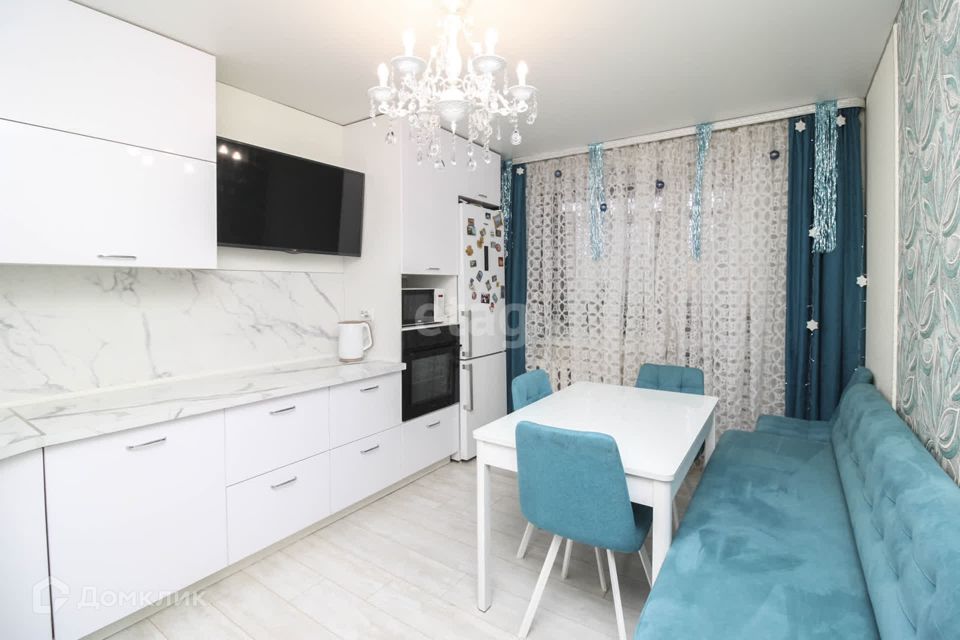 Продаётся 3-комнатная квартира, 65.2 м²