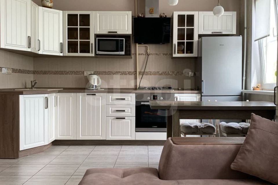 Продаётся 3-комнатная квартира, 63.2 м²
