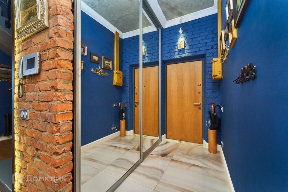 Продаётся 6-комнатная квартира, 249.2 м²