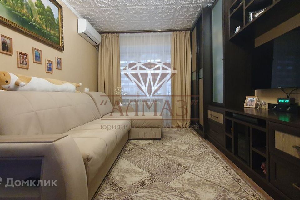 Продаётся 2-комнатная квартира, 42.9 м²
