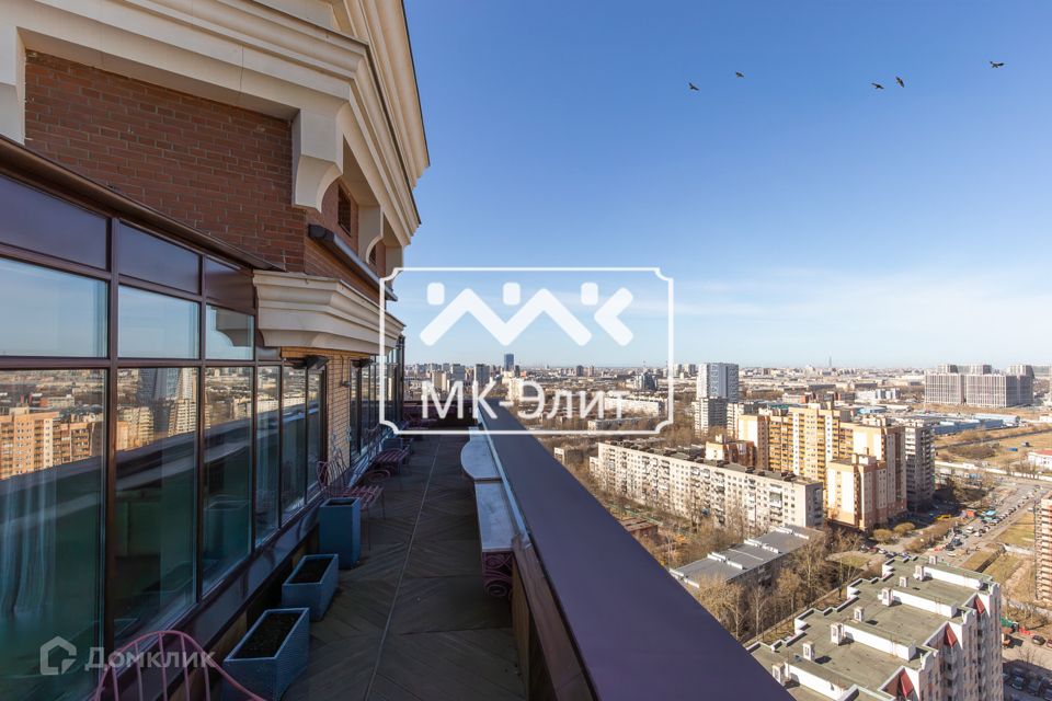 Продаётся 6-комнатная квартира, 237.3 м²