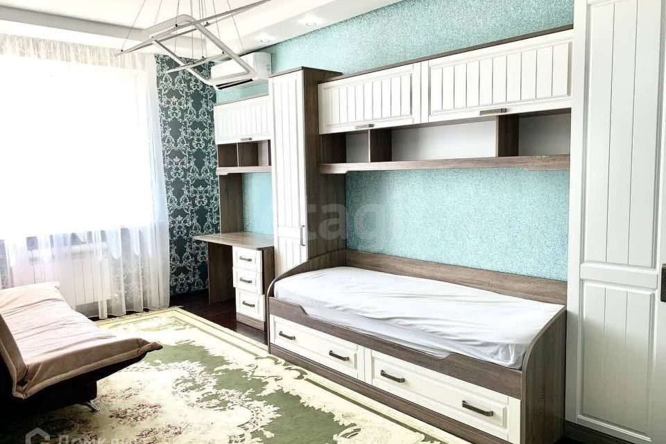 Продаётся 3-комнатная квартира, 80.7 м²
