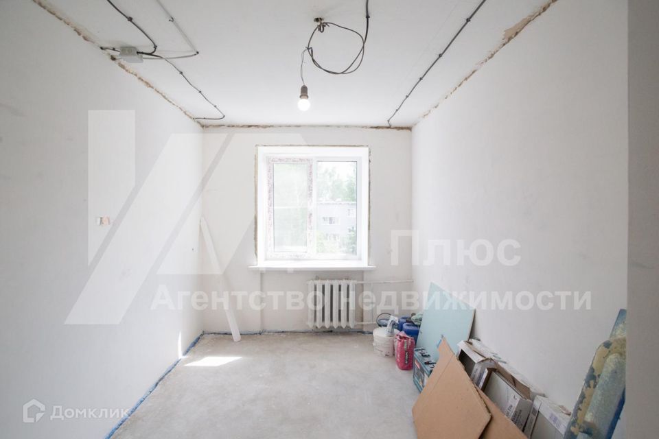 Продаётся 3-комнатная квартира, 58.4 м²