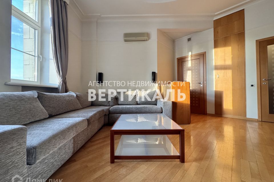 Сдаётся 3-комнатная квартира, 110 м²