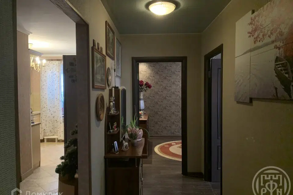 Продаётся 3-комнатная квартира, 72.5 м²