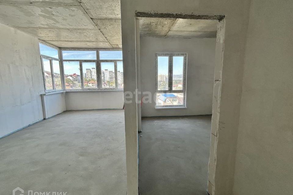 Продаётся 1-комнатная квартира, 43 м²
