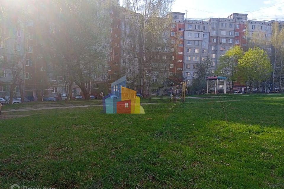 Продаётся 4-комнатная квартира, 77.6 м²