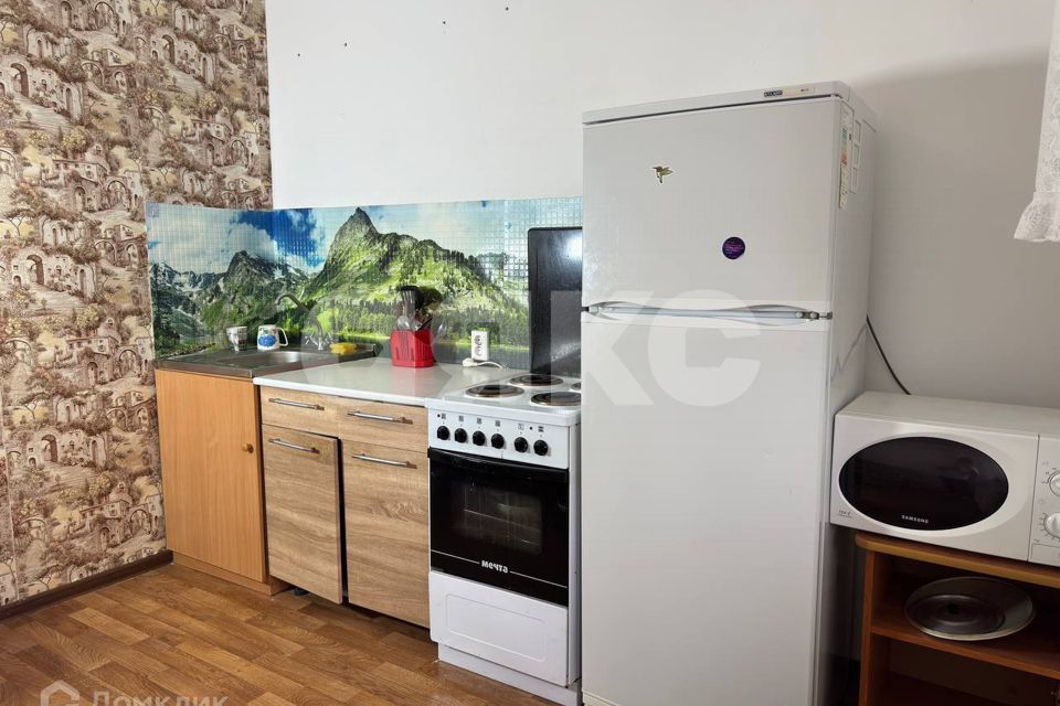 Продаётся 1-комнатная квартира, 37.7 м²