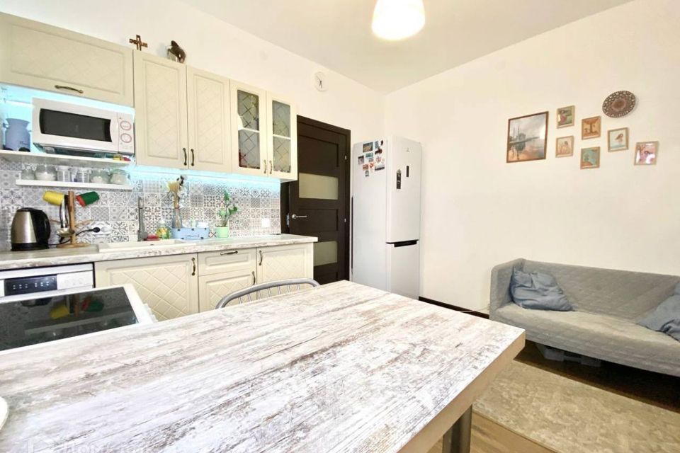 Сдаётся 1-комнатная квартира, 40.7 м²