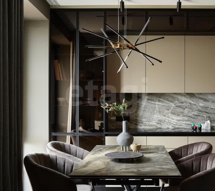 Продаётся 2-комнатная квартира, 63 м²
