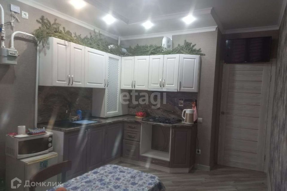 Продаётся 1-комнатная квартира, 44.6 м²