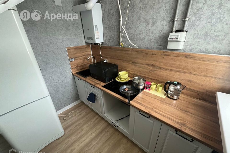 Сдаётся 1-комнатная квартира, 58.9 м²