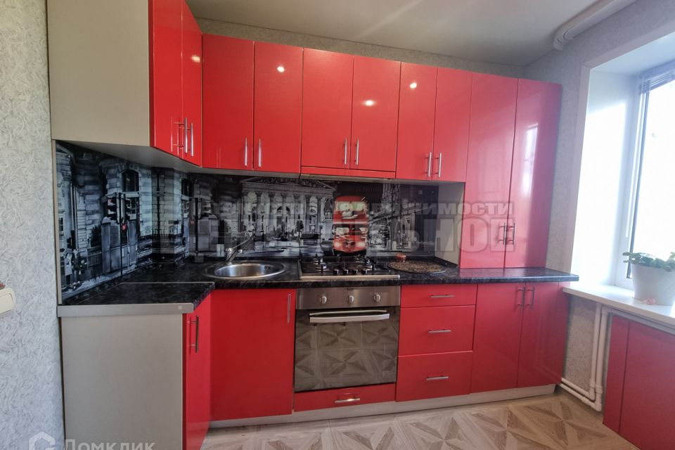 Продаётся 3-комнатная квартира, 70 м²