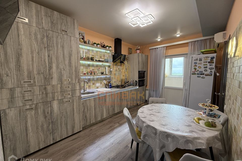 Продаётся 1-комнатная квартира, 42.9 м²