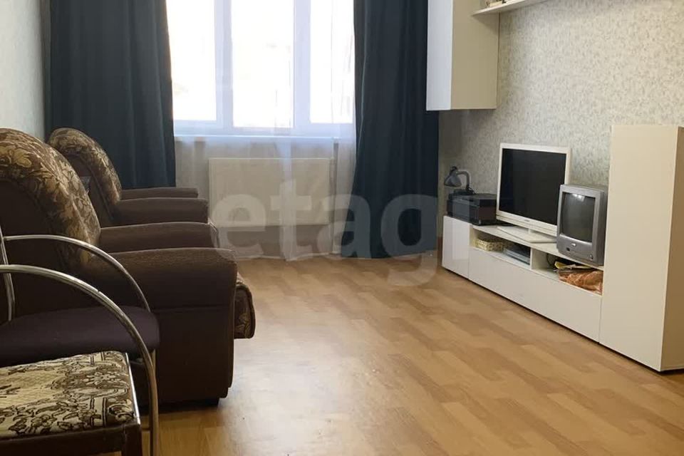 Продаётся 1-комнатная квартира, 37 м²