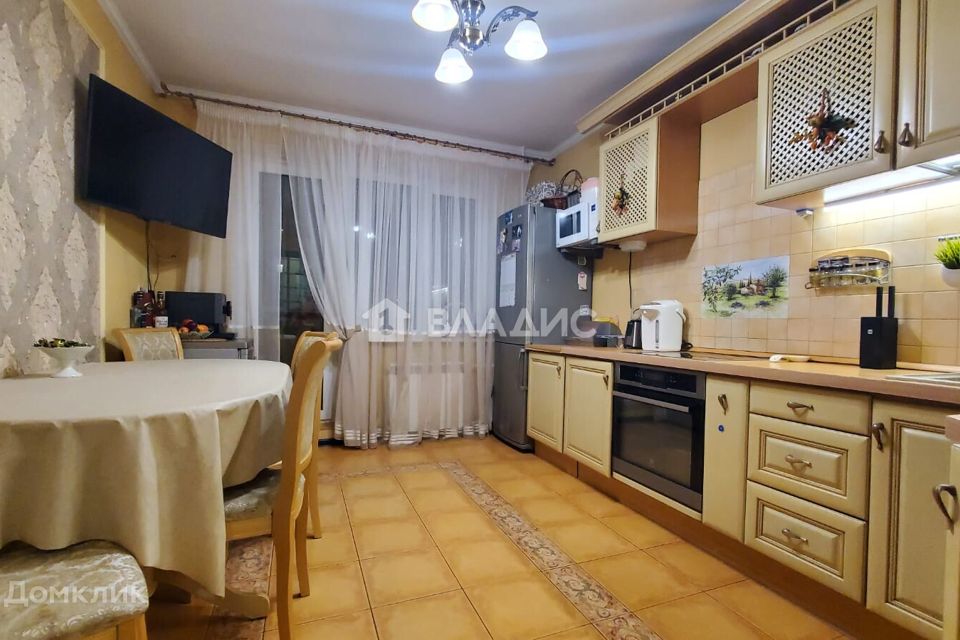 Продаётся 2-комнатная квартира, 58.3 м²