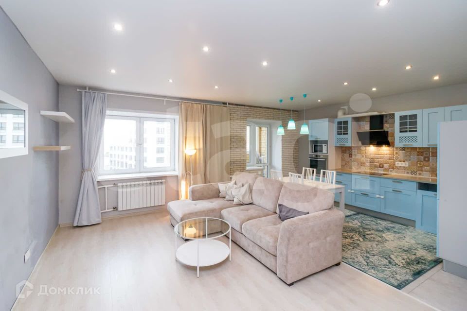 Продаётся 1-комнатная квартира, 60.3 м²