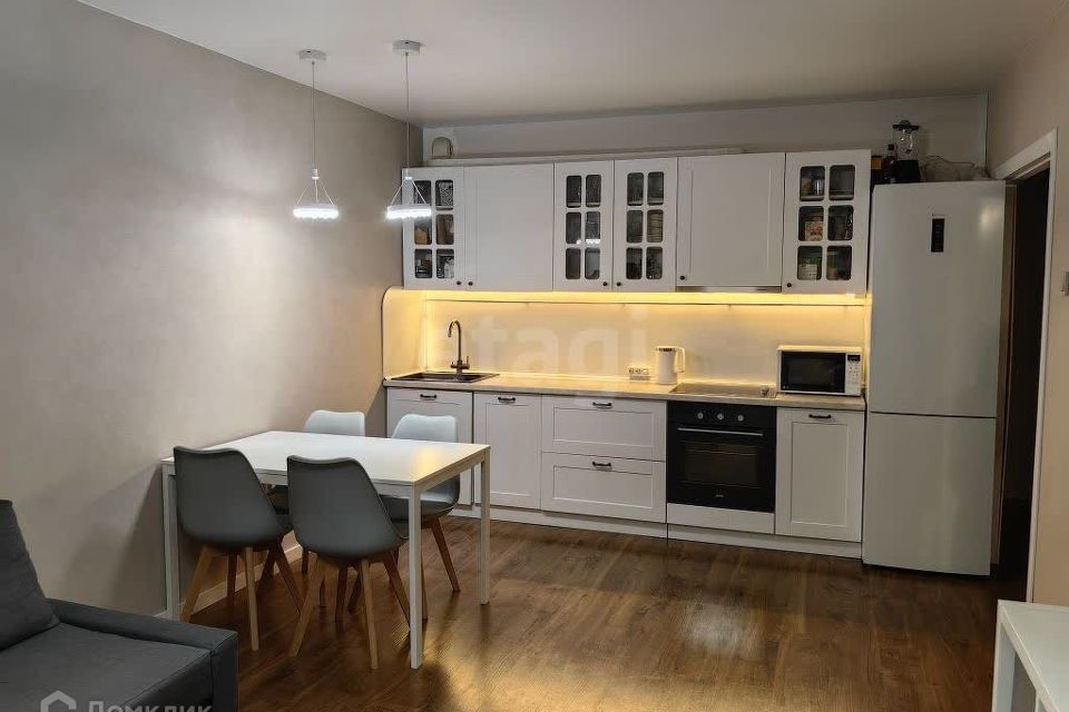Продаётся 2-комнатная квартира, 60.3 м²