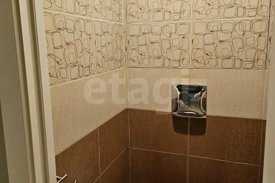 Продаётся 4-комнатная квартира, 86 м²