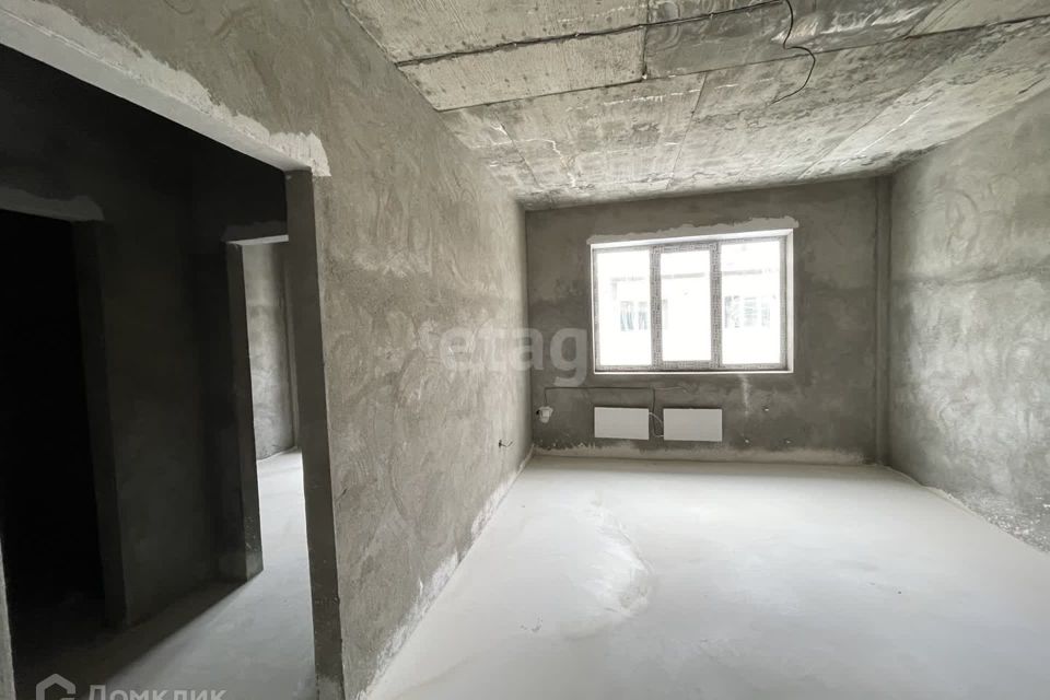 Продаётся 2-комнатная квартира, 60.5 м²