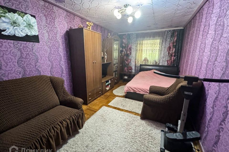 Продаётся 2-комнатная квартира, 42.8 м²