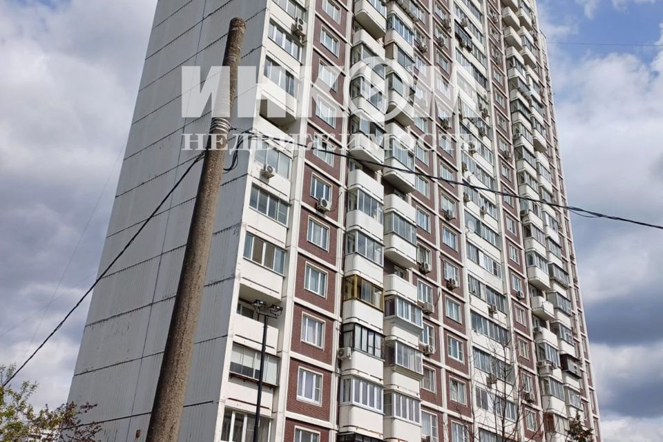 Продаётся 4-комнатная квартира, 96.4 м²