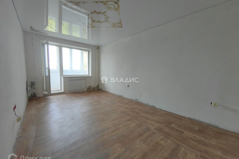 Продаётся 3-комнатная квартира, 60.4 м²