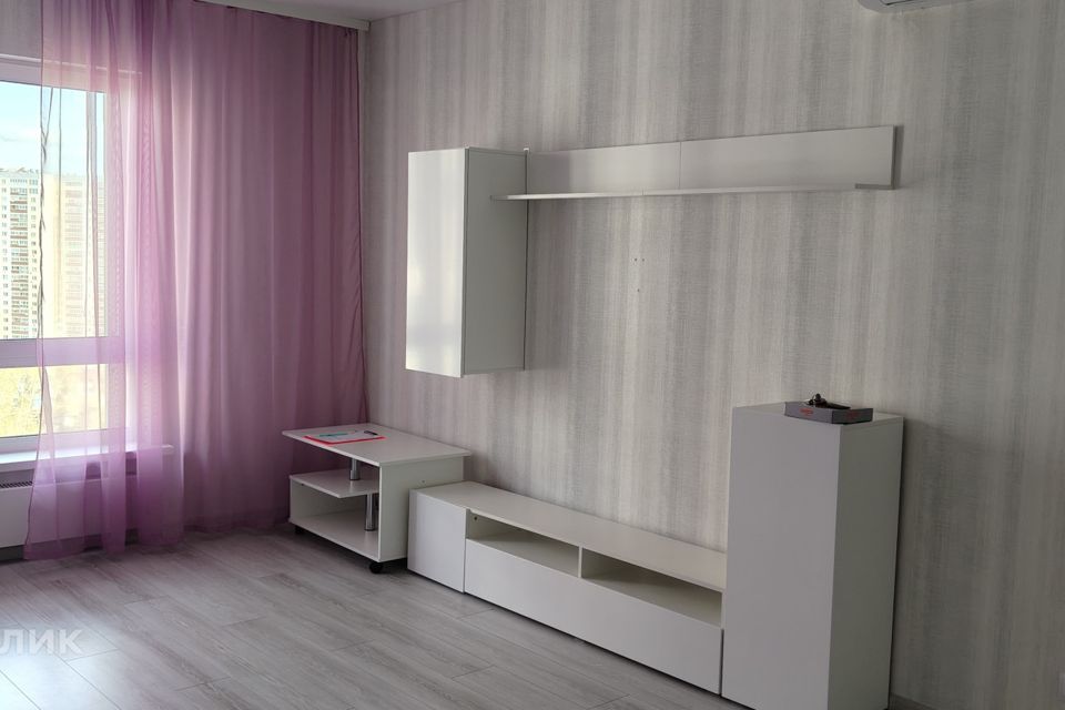 Сдаётся 1-комнатная квартира, 40 м²