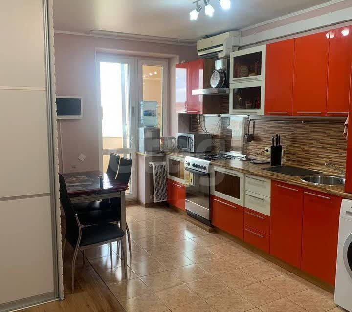 Продаётся 2-комнатная квартира, 56 м²