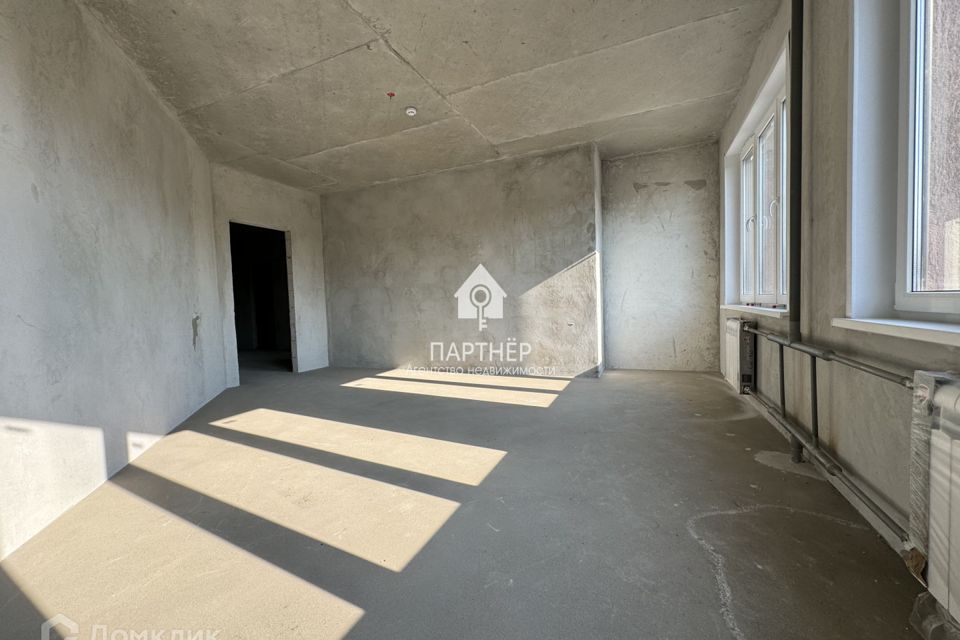 Продаётся 3-комнатная квартира, 111.7 м²