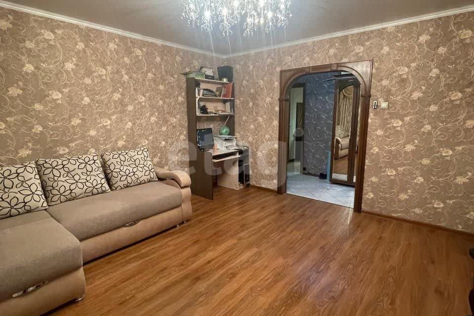 Продаётся 3-комнатная квартира, 69.8 м²