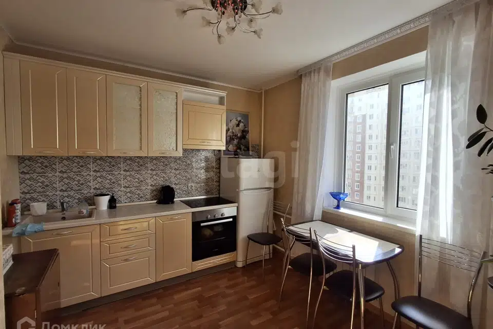 Продаётся 1-комнатная квартира, 35.7 м²
