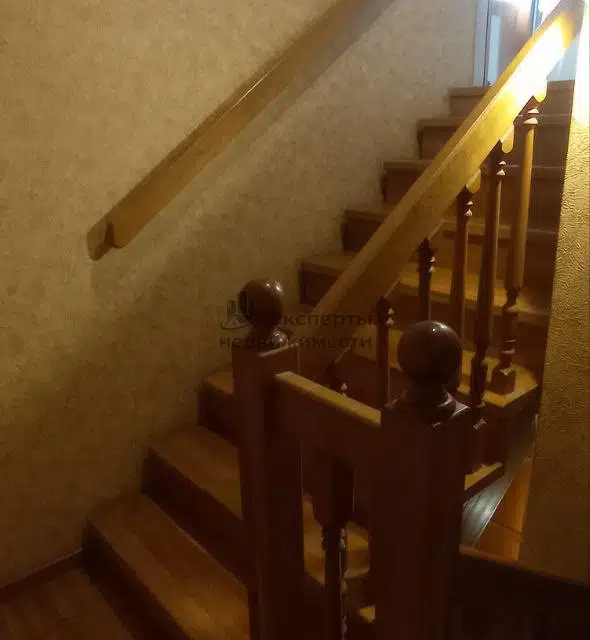 Продаётся 2-этажный дом, 244 м²