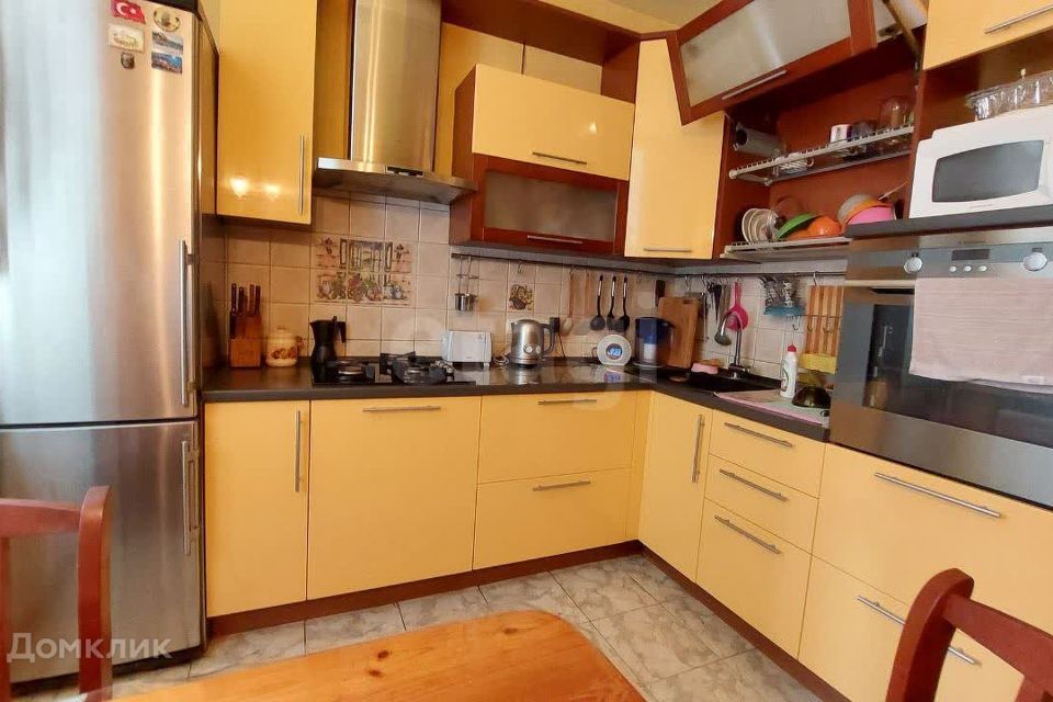 Продаётся 3-комнатная квартира, 77 м²