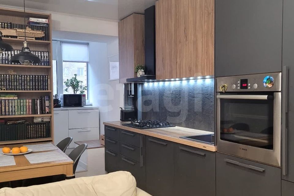 Продаётся 3-комнатная квартира, 85.6 м²