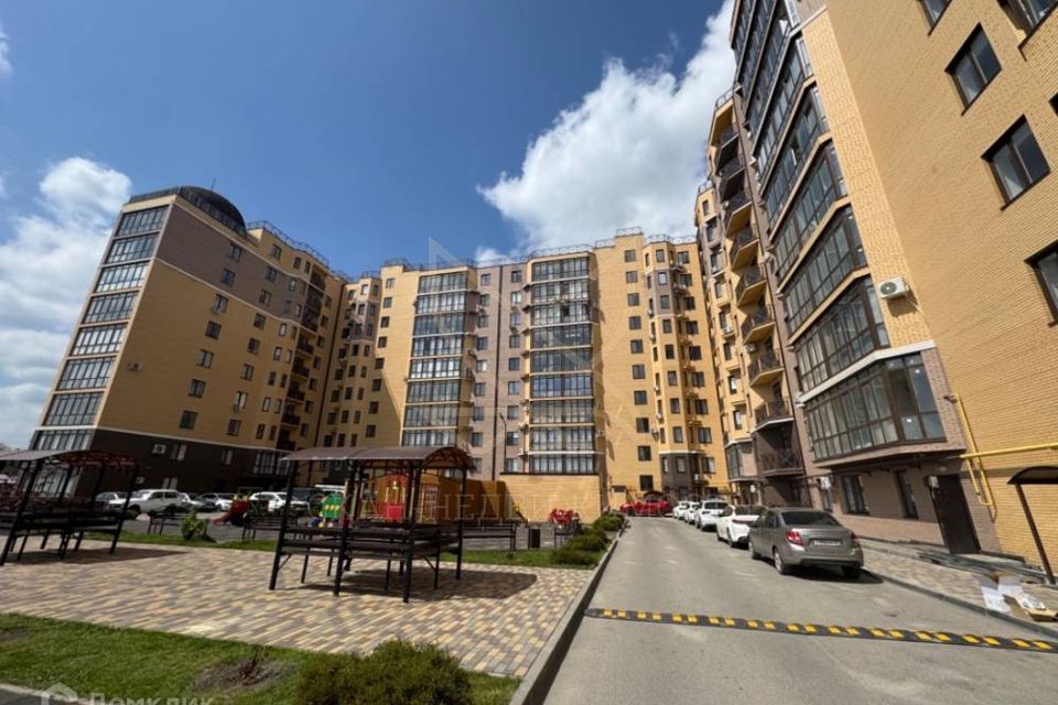 Продаётся 1-комнатная квартира, 63.1 м²