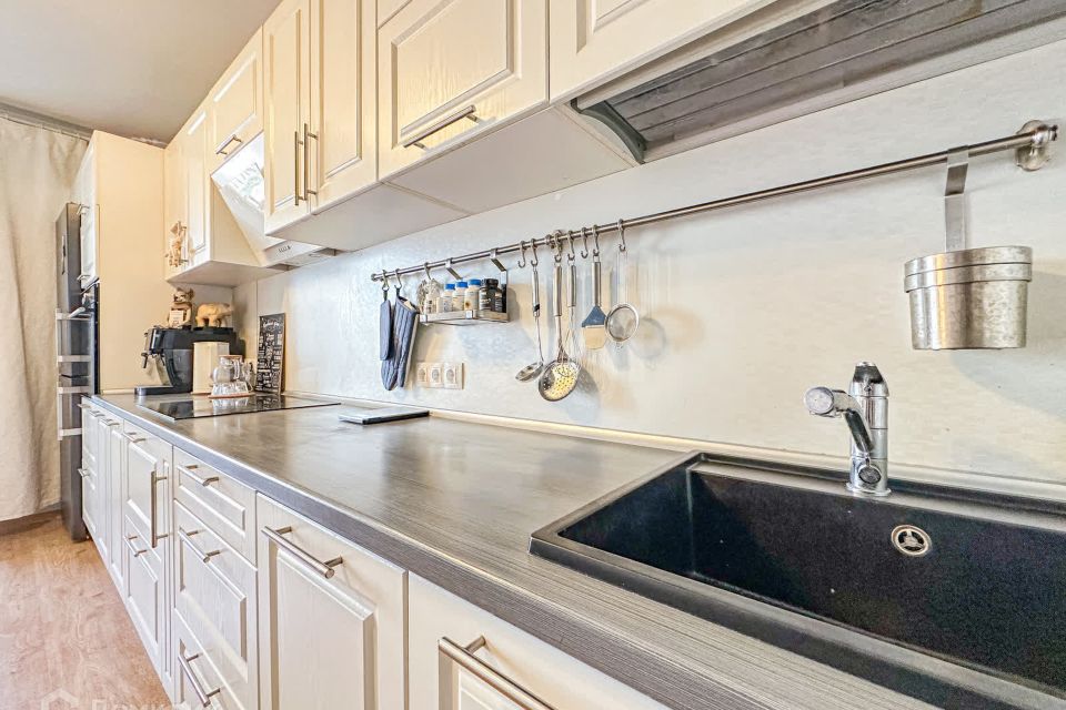 Продаётся 2-комнатная квартира, 57.19 м²