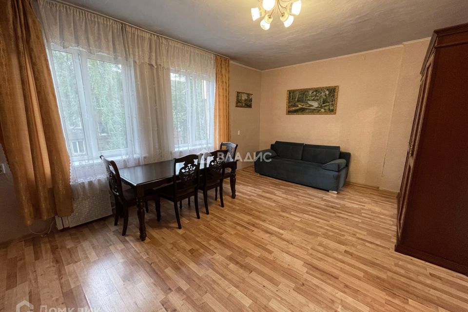 Сдаётся 2-комнатная квартира, 49.8 м²